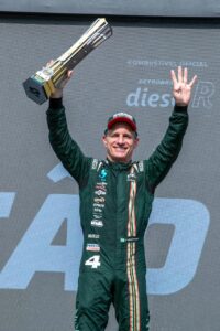 Tetracampeão da Copa Truck, Felipe Giaffone fecha patrocínio com a PX para 2026