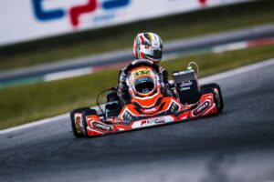 Francisco Rocha faz boas escaladas na última etapa do WSK Super Master Series