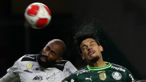 Palmeiras vence, mas defesa ainda não acordou