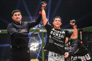 Yamaniha vira luta em noite com nocaute relâmpago no Rizin em Nagoya