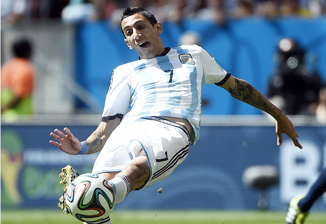 Di Maria tem sido o dínamo dessa equipe que segue aos trancos e barrancos (Foto: AFP)