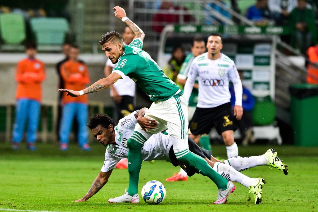 O Palmeiras não teve uma boa atuação na vitória em casa (Foto: Fernando Dantas/Gazeta Press)