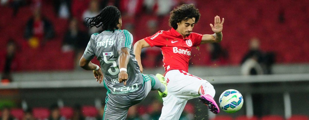 O Palmeiras conseguiu o empate por 1 a 1 em Porto Alegre (Foto: Ricardo Duarte/Inter)