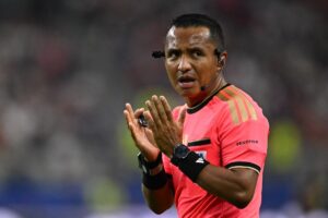 França X Espanha - Ivan Barton Cisnero: arbitragem de gala!