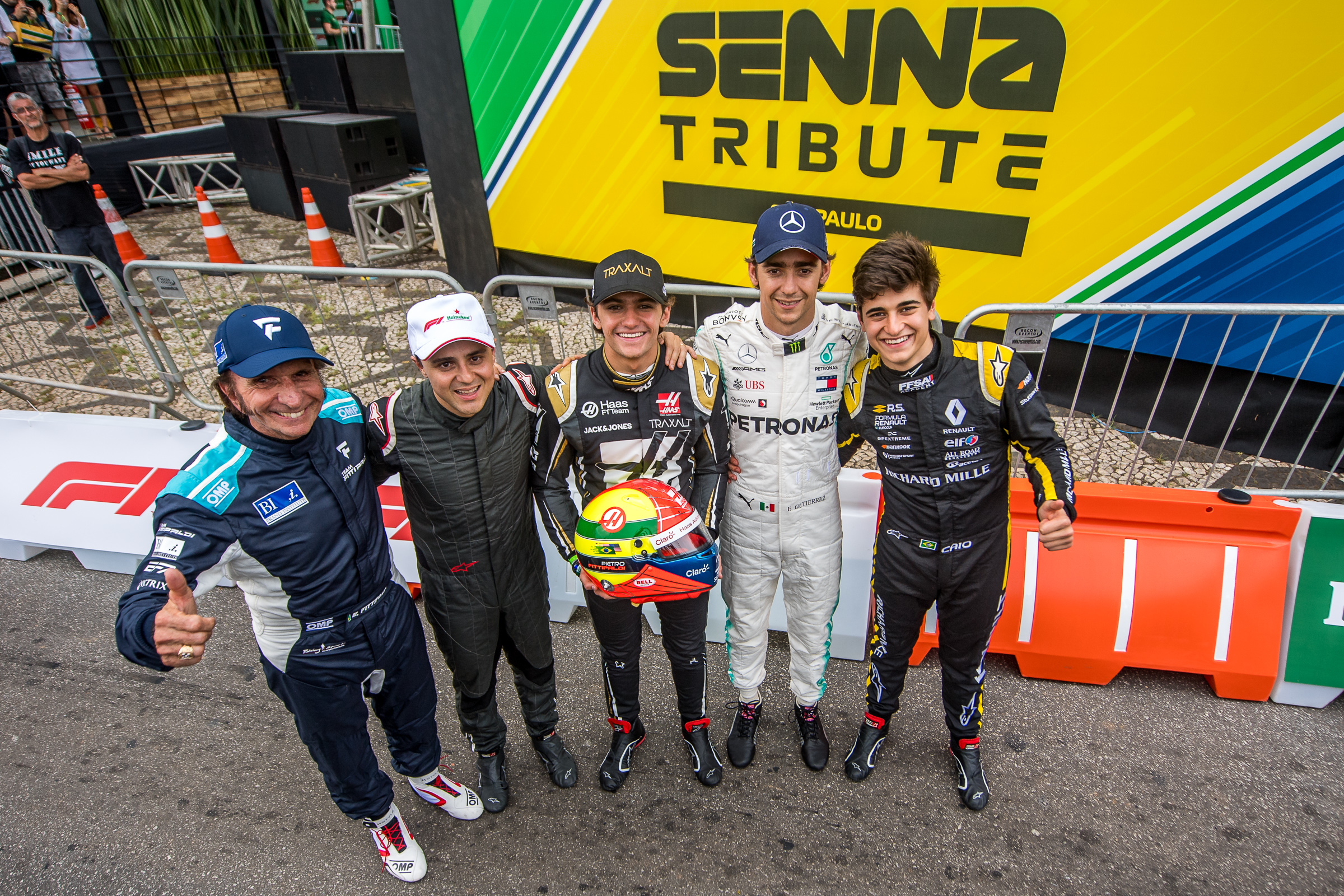 Um dia histórico em SP: os carros de Ayrton Senna emocionam fãs em