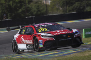 CAR Racing larga da pole position na Sprint da Stock Car em Interlagos com Léo Reis