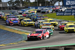 Stock Car: TOYOTA GAZOO Racing celebra dobradinha na Sprint em Interlagos com Léo Reis e Alfredinho Ibiapina