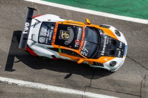 Matheus Ferreira garante top-5 na Áustria e celebra desempenho na Porsche Cup Alemã