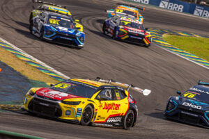 Stock Car: Gabriel Casagrande supera adversidades e fatura sexto lugar na Sprint em Interlagos