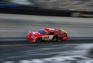 NASCAR: Gabriel Casagrande aprova experiência em Bristol e encara maratona para acelerar em Curvelo