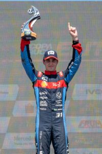 Truck: Nic Giaffone vence em Curvelo e fecha etapa com dois pódios e recorde de 7 poles seguidas