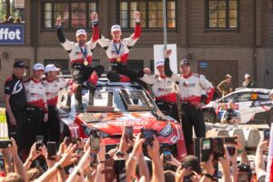 Quem são os três pilotos da GAZOO Racing que lutam pelo título do WRC no Rali da Sardenha