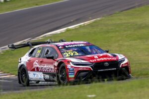 Léo Reis coloca CAR Racing na segunda posição dos treinos livres da Stock Car em Cascavel