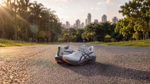 ASICS lança nova coleção em parceria com a Marca Senna inspirada nas vitórias de Ayrton Senna em Interlagos