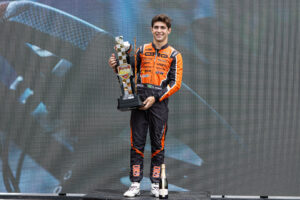 Gabriel Gomez coloca kart 119 da TR3 Motors na pole position das 500 Milhas SCHADEK de Kart Granja Viana
