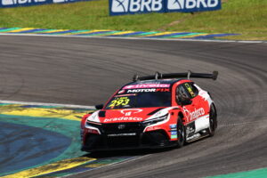 Léo Reis coloca TOYOTA GAZOO Racing na pole para a Sprint da Stock Car em Interlagos