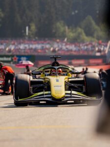 Rafael Câmara conquista quarto lugar na Áustria e segue entre os líderes da F2
