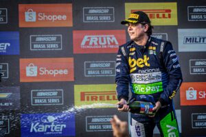 Após vitória em Interlagos na NASCAR Brasil, Cacá Bueno mira novos pódios no Velocitta