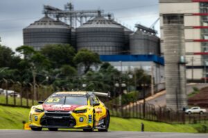 Em casa, Gabriel Casagrande fatura pole position para etapa de Cascavel da Stock Car