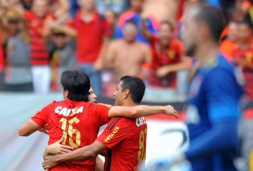 Campeonato Brasileiro da SÃ©rie A 2015 â€“ Sport (PE) x Corinthians (SP) â€“ Local: Arena Pernambuco â€“ SÃ£o LourenÃ§o da Mata â€“ PE - Data: 29-11-2015 - Foto: Aldo Carneiro