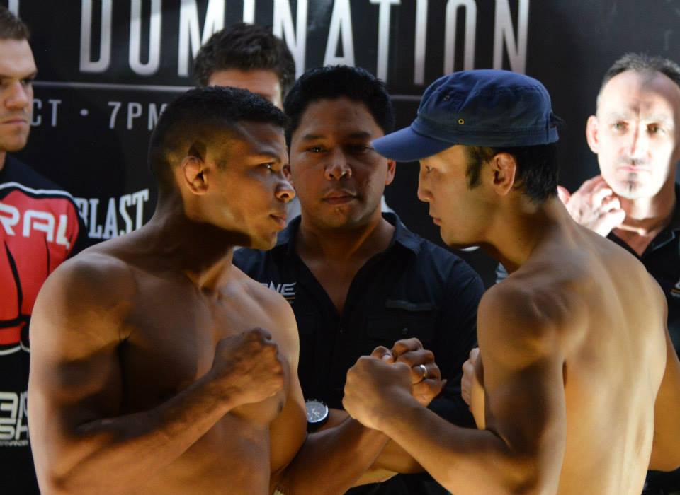 Lutadores disputam cinturão do evento - Divulgação ONE FC