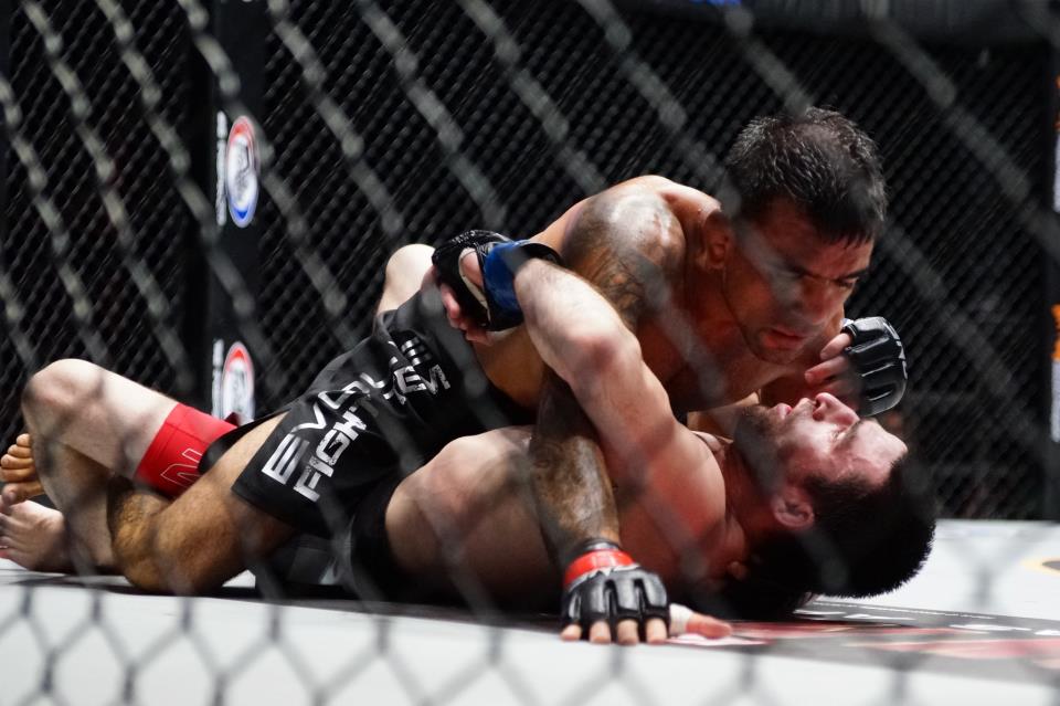 Brasileiro Leandro Issa recebe proposta do UFC - Divulgação ONE FC