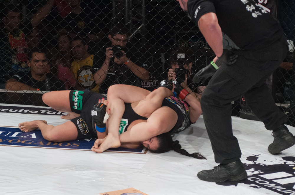 Hérica Tibúrcio deu mais um show de Jiu Jitsu - Divulgação Circuito Talent/Welington Borges