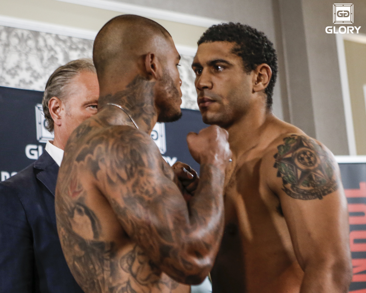 Tyrone Spong e Saulo Cavalari protagonizam tensa encarada na Turquia - Divulgação GLORY/James Law/Ryan Loco/Scott Hirano