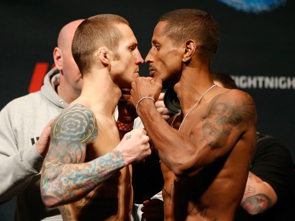 Johnny Eduardo enfrenta Eddie Wineland - Divulgação UFC/Josh Hedges