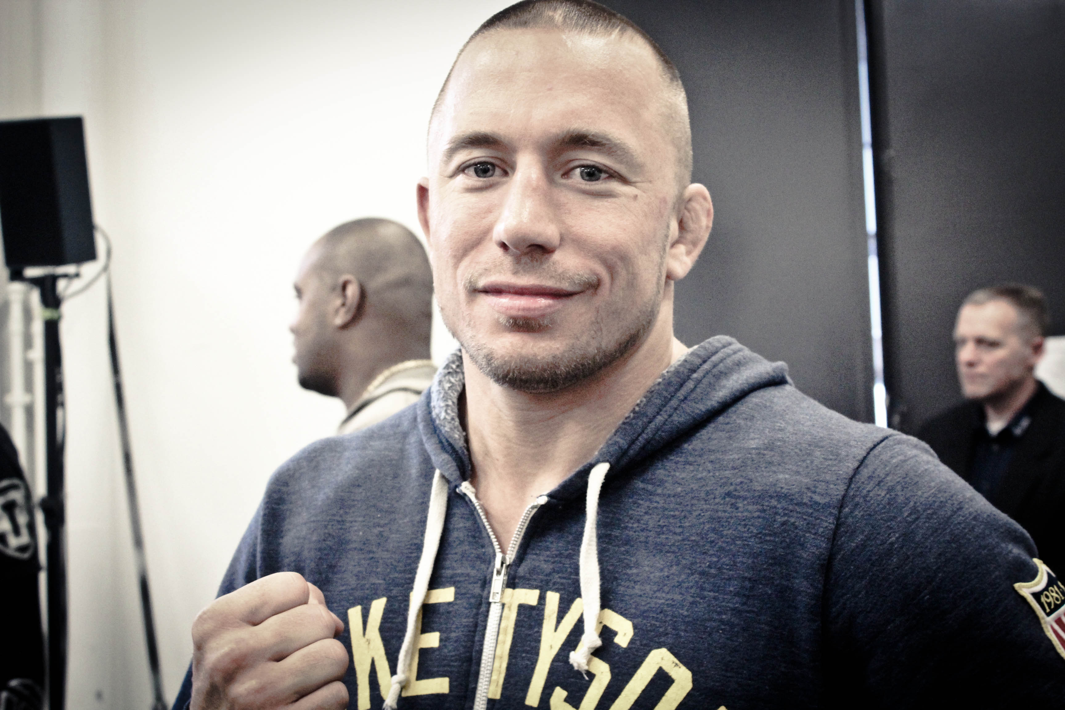 Astro do UFC desconversa sobre retorno em passagem pela Alemanha - Ana Carolina/Gazeta Press