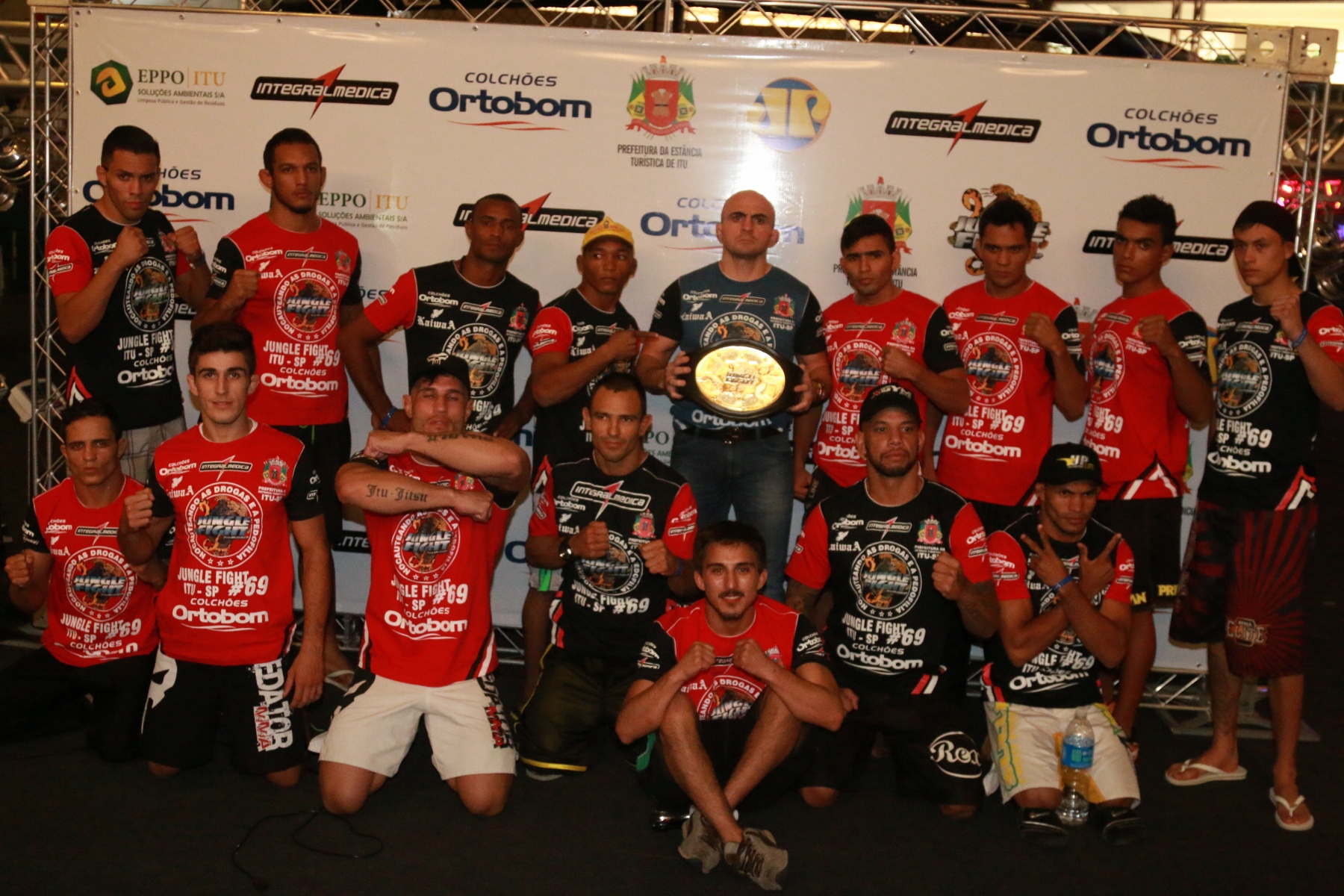 Lutadores estão prontos para edição neste sábado em Itu - Divulgação jungle Fight/Fred Fontes
