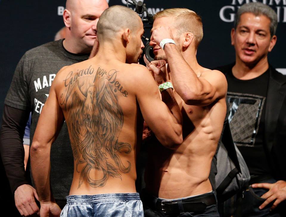Lutadores vão se enfrentar no dia 30 de agosto - Divulgação UFC/Josh Hedges