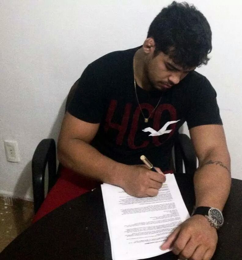 Pedro Falcão é um dos novos nomes do Brasil no XFC - Arquivo Pessoal