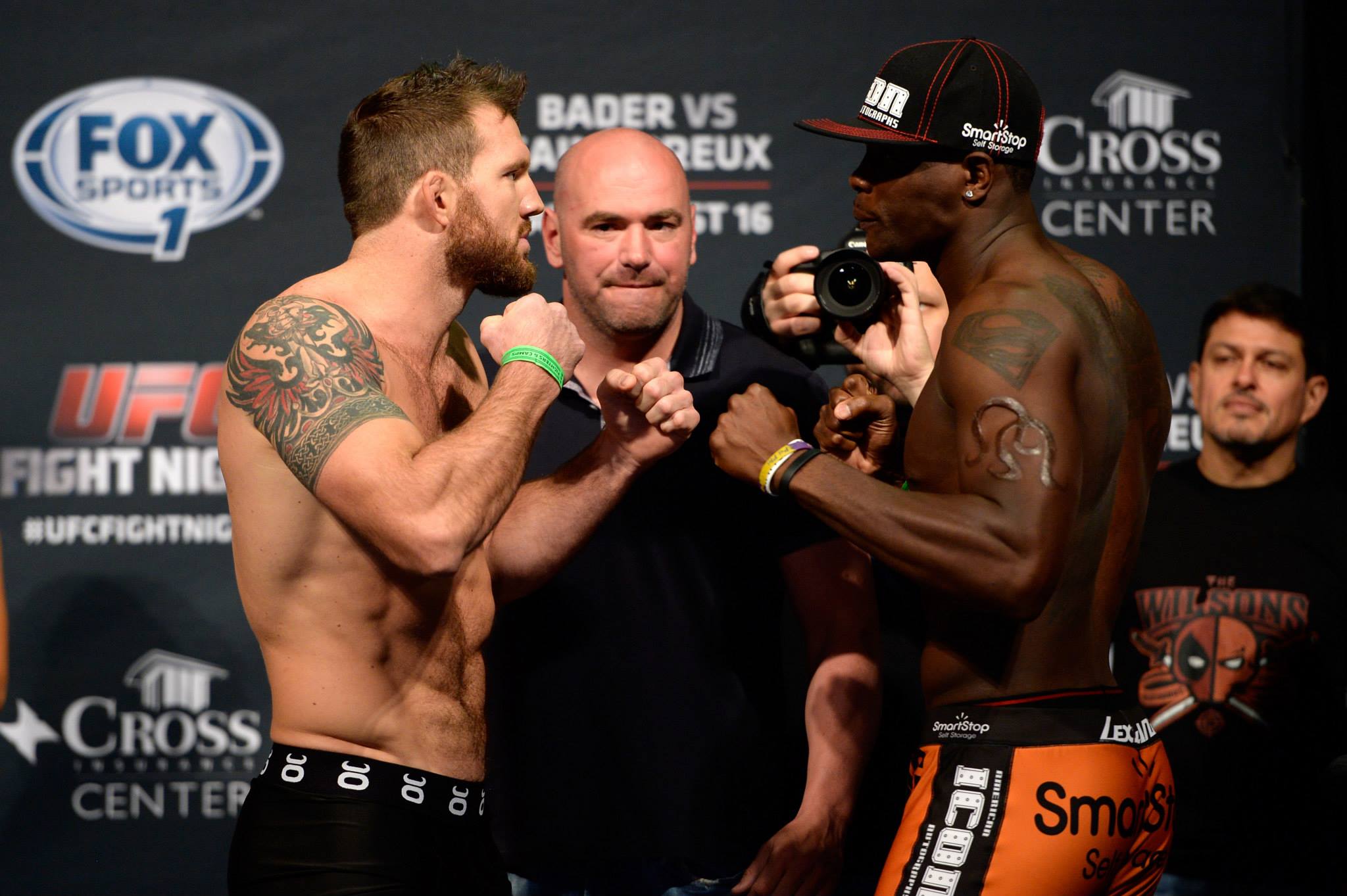 Bader e St. Preux se enfrentam neste sábado - Divulgação UFC/Jeff Bottari