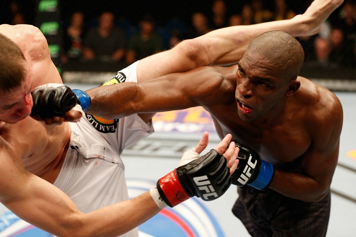 Valmir Bidu é derrotado em estréia - Divulgação UFC/Josh Hedges