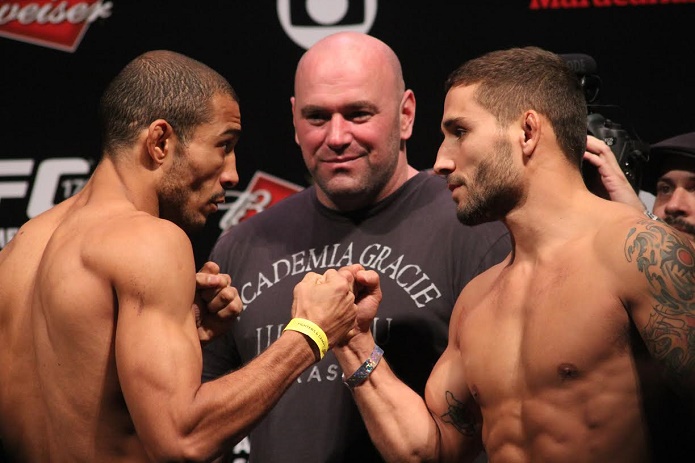 José Aldo encara Chad Mendes - Ana Carolina/Gazeta Press