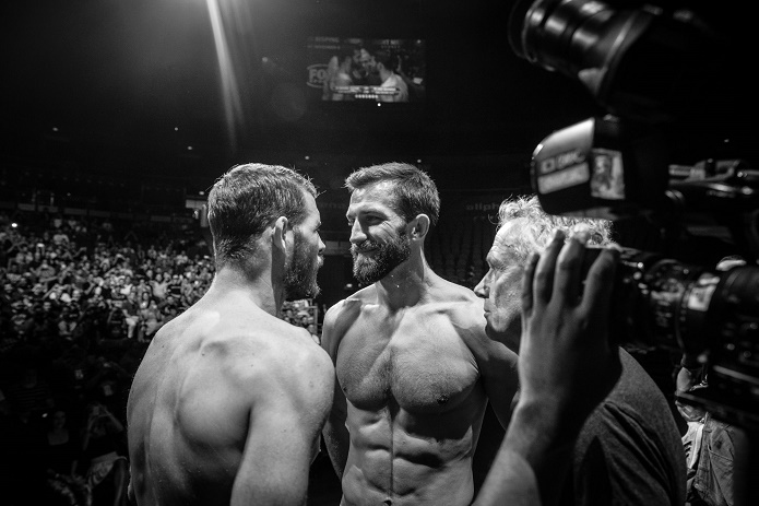 Bisping e Rockhold se encaram na Austrália - Divulgação