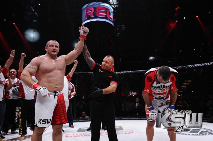 Pudzian vence ídolo polonês, Nastula - Divulgação/Sebastien Rudnicki