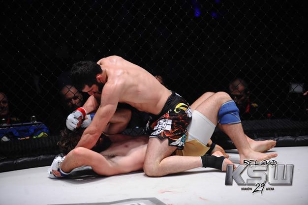 Khalidov domina Cooper e conquista trigésima vitória na carreira - Divulgação/Sebastien Rudnicki