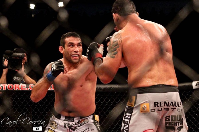 Werdum venceu o lendário Rodrigo Minotauro - Anda Carolina/Gazeta Press