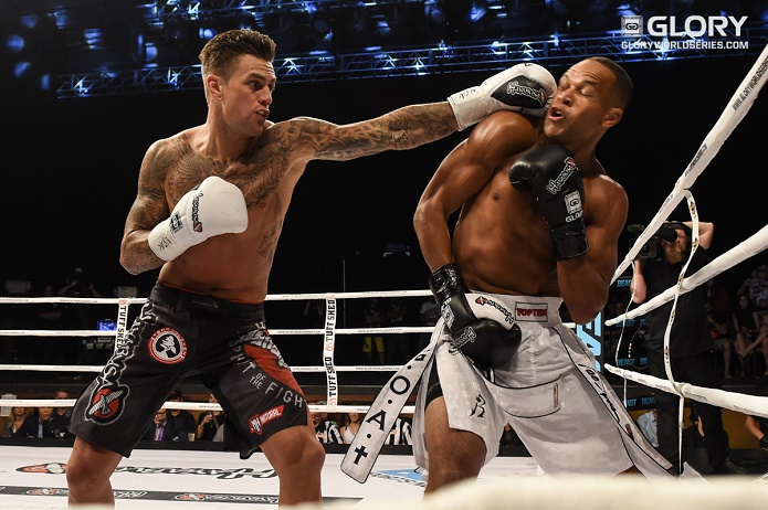 Nieky Holzken vence Daniels e volta a ser campeão do GLORY - Divulgação/James Law
