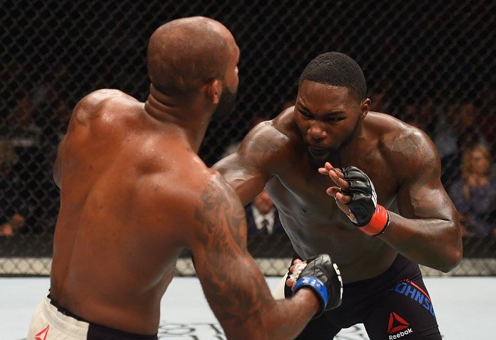 Anthony Johnson anota mais um nocaute no UFC - Divulgação