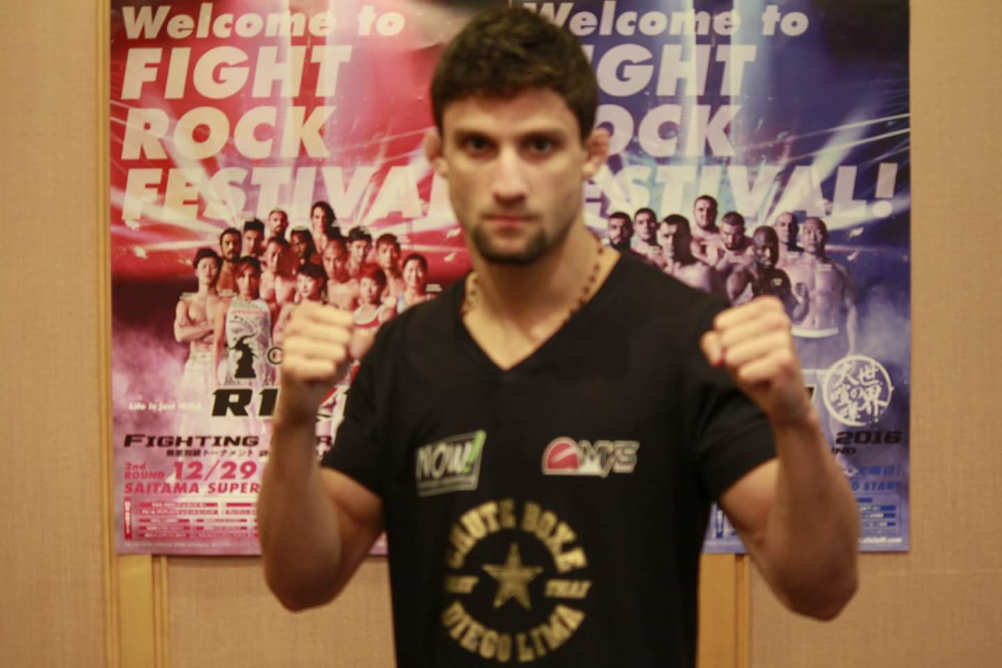 Allan Puro Osso representa a Chuteboxe no Rizin - Bruno Massami